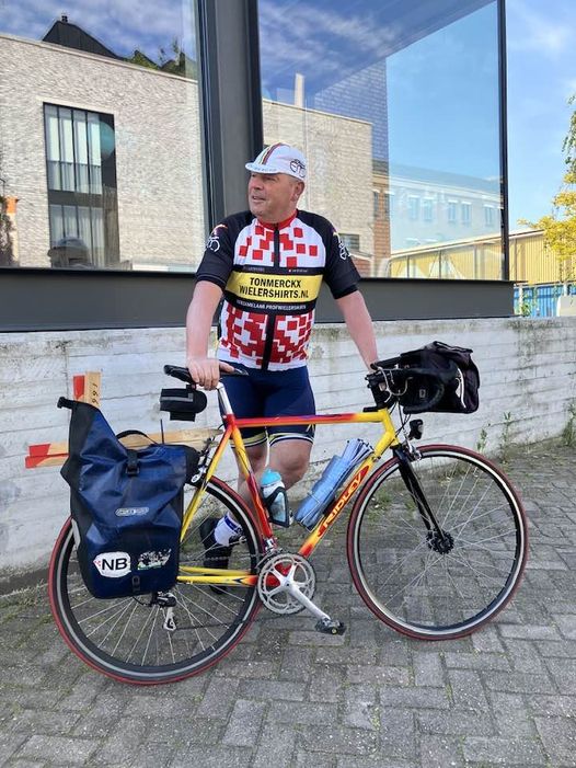Ton Merckx - fietstochten en wielershirts
